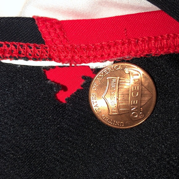 Nike One Piece - Picture 4 of 4